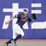 阪神・佐藤輝明「狭いですね（笑）」バンテリンＤのホームランウイングで柵越え連発　看板直撃弾も飛び出す「メンタル面に効いてくる、ありがたいですね」