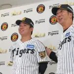 阪神・藤川監督「村上、佐藤を先頭に乗り込む」坂本との開幕バッテリーをサプライズ発表