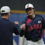 天皇陛下がWBC日豪戦を観戦、天覧試合は60年ぶり