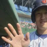 カープ小園、侍J鈴木誠也と5年ぶり共闘！「めっちゃイジってもらえた」「色々な話を聞きたい」
