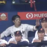 【悲報】佐藤輝明さん大谷にいいべ…されるwwwwwwwww