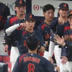 侍J鈴木誠也〝豪快〟5階席弾！森下代打2点打で阪神に勝利！←カープファンの反応【日本5-4阪神/試合結果】