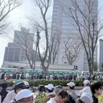 【画像】東京マラソンのトイレ待ち、エグすぎｗｗｗｗｗｗｗｗ
