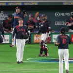 【侍ジャパン】“お茶たてポーズ”考案の北山亘基がWBC初登板　ノーノーリレー消えるも無失点の力投