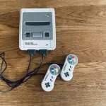 【悲報】昭和生まれさん、ファミコンとかスーファミとかいうゴミ箱で遊んでいたｗｗｗｗｗｗ