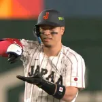 【WBC】日本、8回に佐藤輝明がタイムリー！大谷敬遠→鈴木誠也の押し出しで4点目！！