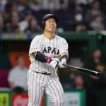 『13打席0安打の近藤健介を外したら今までの13打席が無駄になるから使い続けたほうがいい』という発想
