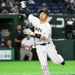 『13打席0安打の近藤健介を外したら今までの13打席が無駄になるから使い続けたほうがいい』という発想