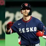 WBCを見た若者「星屑ロンリネス…？」