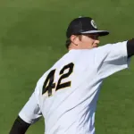 ルーカス、エグすぎて来年はMLBに帰りそうで草