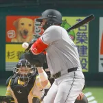巨人に悲劇！リチャードが左第五中手骨骨折の診断…ソフトバンク戦で死球受け