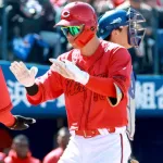 カープ中村奨成、1号2ラン！ドラ1平川蓮に負けじと快音を連発中