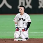 里崎智也、牧秀悟の満塁牽制死を「たまにいるんだよ。鈍足なのに走塁意識高い人。俺はちゃんと低い」