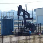 日本て石油出ないの?