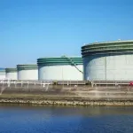 備蓄してた石油放出して価格抑えようとしてるけどそれ尽きたらどうすんの?