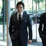 (ヽ´ん`)「無職だけどスーツ着てビジネスホテルに泊まる」