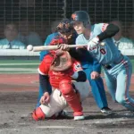 【悲報】巨人川相コーチ「バントはおいしいよ～俺バントで1億5000万稼いだんだから」