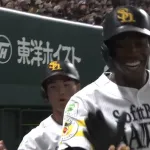 猛アピールのイヒネに小久保監督は「打撃は評価。走塁まだまだ。満足しちゃダメ」