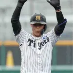 阪神・西純　2試合連続マルチ＆野手転向後初打点「初回に1人で2回アウトになって、ちょっとやばいと…」