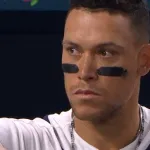 【画像】WBC決勝試合終了した時のアーロンジャッジさんイケメンすぎるwwwwwwwwwwww