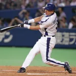 【写真】やばっ…立浪さんは小学生に弾丸ライナー浴びせ“この表情”