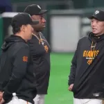 巨人・R.マルティネスの来日が遅れる可能性　阿部監督「飛行機が混雑していて、どうなるか分からない」