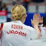 【朗報】カーリング日本代表ロコ・ソラーレが予選リーグ突破決定！8勝2敗の2位タイ