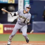 阪神・小幡が３安打　開幕ショート決定的　ＯＰ戦１２試合打率・３３３　攻守で存在感