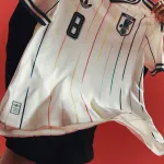 【画像】サッカー日本代表、ワールドカップ着用予定のアウェイユニフォームを発表ｗｗｗｗｗｗ