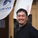 【悲報】ラーメン屋の社長さん、モスバーガーで騒いでる小学生にマジギレして炎上ｗｗｗｗｗｗｗｗ