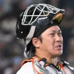 【悲報】巨人ファン、肩が弱くなってる『甲斐拓也（5年15億円契約の2年目）の長所って？』と思い始める