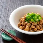 やっぱ納豆にネギ入れるとうまいな