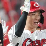カープ中村奨成、打率.319(セ2位) OPS.839(セ1位)←ドラ1平川蓮の大活躍の影響でスルーされてる大ポジ要素【オープン戦】