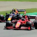 F1で前の車と車間をほとんどあけずにベタ付きの車おるやん？