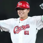 カープ平川蓮〝土壇場9回裏〟プロ初同点2点タイムリー2塁打で3打点目！3ボールからフルスイングに解説黒田も驚く！！