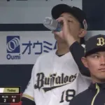 オリックス・宮城、楽天相手に1回2/3 8失点KO