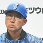 DeNA相川監督「1年間のキーに」1番牧につなぐ下位打線の出塁求める