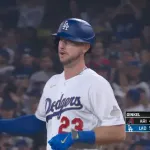 ドジャース、8回裏1アウト三塁からタッカーのタイムリーで勝ち越し！！！！！！！！！