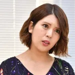 世間の人々「坂口杏里に必要なのは介護！介護が必要！」坂口杏里「なるほど」