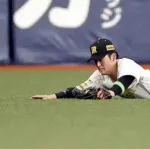 阪神・高寺　犠飛＆好守で今季初スタメン起用に応えた！平常心でプレー「気合は勝手に入るので」