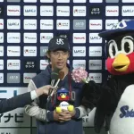 池山ヤクルト、まさかの開幕4連勝! 復活したつば九郎も喜ぶ