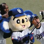 中日サノ、来日初のヒーローインタビュー！日本語で「ドラゴンズ頑張ろう！」