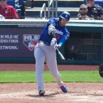 大谷翔平が元巨人マイコラスから今季1号3ラン　2安打4打点　38試合連続出塁で日本選手最長にあと5　ドジャース5発大勝