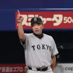昨日の阿部慎之助、9回1点ビハインドの無死二塁からバントｗｗｗｗｗｗｗｗｗｗ