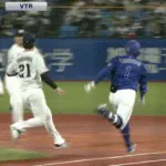 中日・岡林、負傷交代・・・・・・
