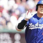 大谷翔平 .217 1本 4打点 OPS.754 1勝0敗 防御率0.00 6奪三振 WHIP0.67←こいつの評価ｗｗｗｗｗｗ