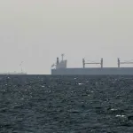 【悲報】日本さん「イランさあ、ホルムズ海峡封鎖やめないとEUと一緒に制裁するよ？」