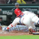 カープ阪神戦で誤審。石原は三振アピールもファール判定→中野に同点タイムリー