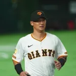 【巨人】「最悪だ…」「岡本を思い出す」吉川尚輝が実戦復帰も交錯で途中交代