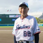 ヤクルト池山監督「豪快さこそ野球の華、打ち勝つ野球が理想。来年からDH制が導入されるので諸々考えるとバントは好みじゃない」